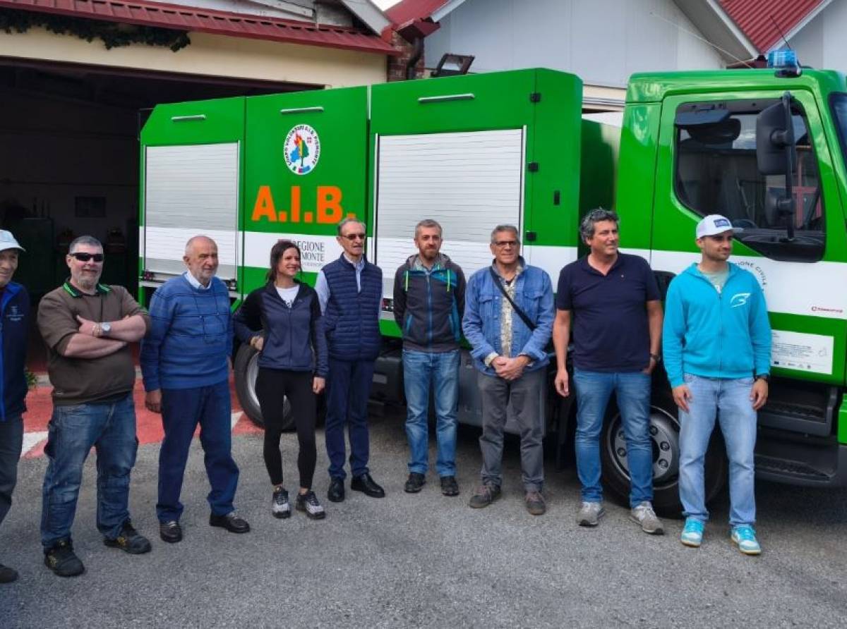 Nuovo mezzo antincendi boschivi per le Valli di Lanzo: più sicurezza e sostegno al volontariato Aib di Cafasse